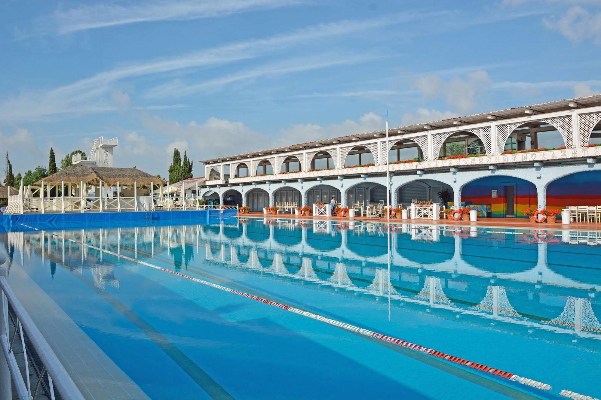 Hotel Boccaccio Calcinaia Exterior photo